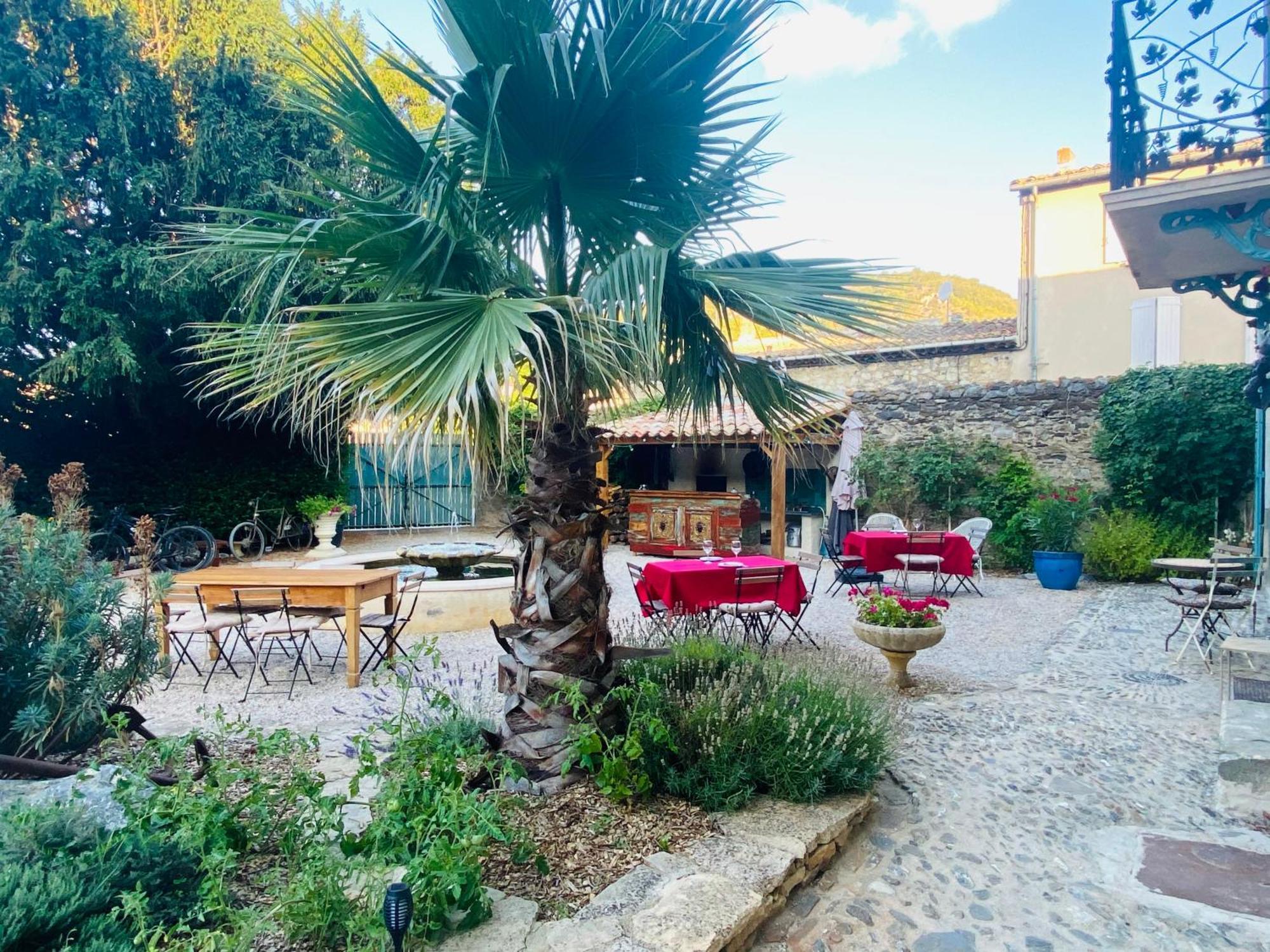 Bed and Breakfast Aux Berges du Libre Felines-Termenes Exterior foto