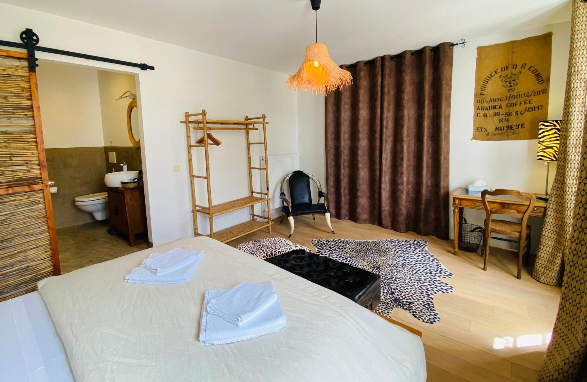 Bed and Breakfast Aux Berges du Libre Felines-Termenes Zimmer foto